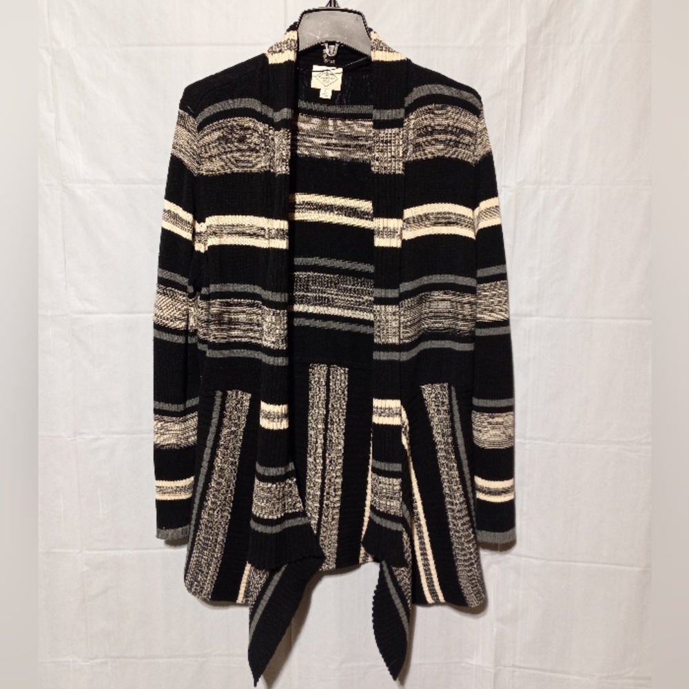 St John's Bay Women's Tunic Cardigan with Shark Bite Front Hem, Size XL